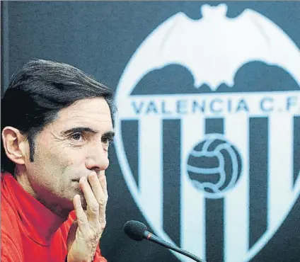  ?? FOTO: EFE ?? El Valencia de Marcelino, en su peor momento del curso Da la impresión de necesitar el parón navideño para recuperar fuerzas