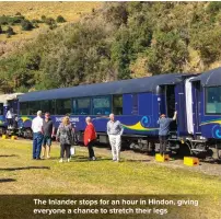  ??  ?? The Inlander stops for an hour in Hindon, giving everyone a chance to stretch their legs