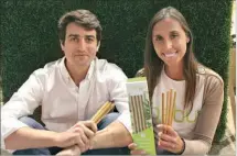  ??  ?? ▲
Os criadores da marca Babu, João Jerónimo e Joana Gutierrez, lançaram as de bambu em outubro de 2018