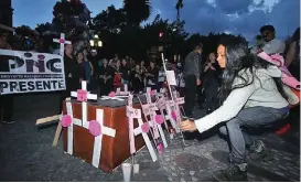  ??  ?? Llamaron a los ciudadanos a cerrar filas contra la violencia.