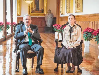  ?? CORTESÍA: GOBIERNO DE MÉXICO ?? Andrés Manuel López Obrador y Beatriz Gutiérrez en Palacio Nacional