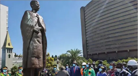  ??  ?? The Mbuya Nehanda statue in Harare