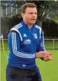  ??  ?? Nimmt den Glötter Heimerfolg beifällig zur Kenntnis: Trainer Stefan Schneider.