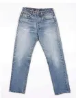  ?? FOTO: LEVI STRAUSS & COMPANY ARCHIVES, SAN FRANCISCO ?? Die 501-Jeans von Steve Jobs aus den 80er Jahren