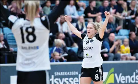  ??  ?? Cecilie Mørch og EH Aalborg agter at kaempe til det sidste for at blive i den bedste raekke. Foto: Henning Bagger/Ritzau Scanpix