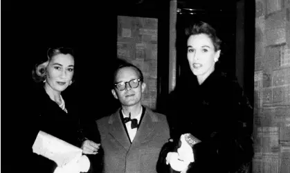  ?? ?? Truman Capote with Gloria Guinness, left, and Barbara ‘Babe’ Paley circa 1957. Photograph: ullstein bild Dtl./ullstein bild/Getty Images