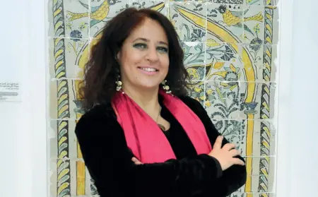  ??  ?? Sopra Fatma Nait-Yghil, direttrice del Museo Nazionale del Bardo di Tunisi, accanto l’interno del Museo Marino Marini di Firenze e la presidente Patrizia Asproni
