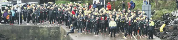  ?? Photos: Kevin McGlynn ?? Swimmers prepare for the start of the 2017 Craggy Island Triathlon.