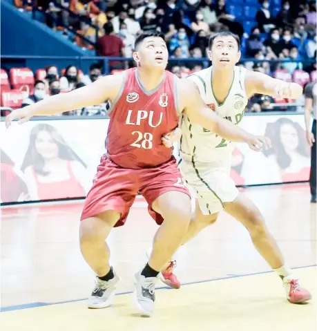  ?? PHOTOGRAPH COURTESY OF NCAA ?? SHAWN Umali of Lyceum (left) and Ladis Lepalam of Saint Benilde renew their rivalry in a pivotal NCAA game today.