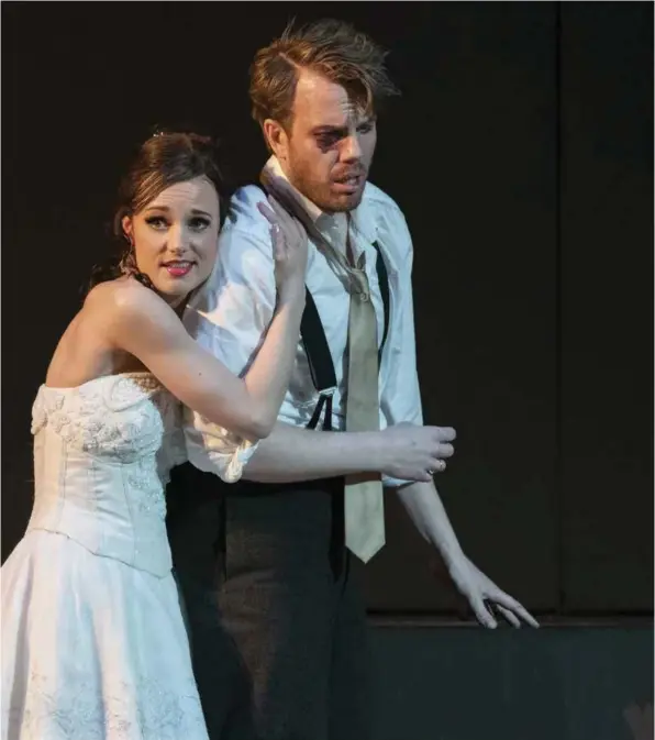  ?? FOTO: ERIK BERG/DNOB ?? Don Giovanni: Fra oppsetning­en av Don Giovanni i Den norske oper i 2018. Caroline Wettergree­n og Martin Hatlo.