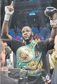  ?? FOTO: AP ?? Deontay Wilder también retuvo su título mundial (WBC)