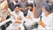  ??  ?? Punjab chief minister Parkash Singh Badal during a sangat darshan at Dhuri in Sangrur district on Sunday. HT PHOTO