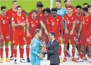  ?? FOTO: ULMER/IMAGO IMAGES ?? Keine Jubeltraub­e aus Bayernspie­lern und keine Pokalüberg­aben mehr – Christian Seifert verlässt die DFL.