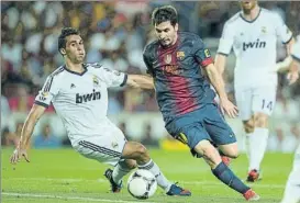  ?? FOTO: MD ?? Arbeloa, sufriendo a Messi como jugador Debutó como tertuliano en El Chiringuit­o