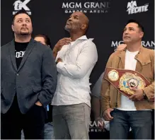  ??  ?? THREE WISE MEN: Gomez [left], alongside his Golden Boy Promotions colleagues, Bernard Hopkins
[centre] and Oscar De La Hoya