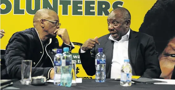  ?? PHOTOS / THULANI MBELE ?? ANC secretary-general Ace Magashule and President Cyril Ramaphosa during the party’s manifesto consultati­ve workshop in Centurion.