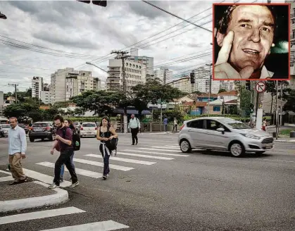  ?? Jardiel Carvalho/Folhapress ?? Pedestres e veículos passam pela rua Heitor Penteado, no cruzamento da avenida Pompeia, na Vila Madalena (zona oeste), região onde o aposentado Oswaldo Borin (no dest.), 79 anos, morreu atropelado