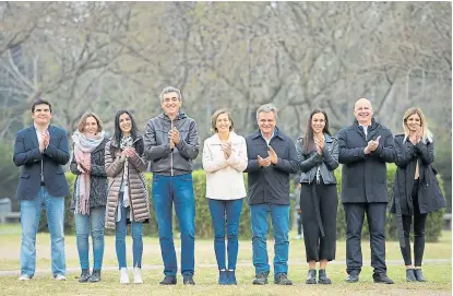  ?? Prensa randazzo ?? El exministro Florencio Randazzo presentó a los candidatos de su fuerza