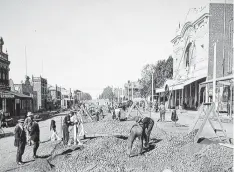  ??  ?? The Ryrie St cabbies’ shelter disappeare­d before the tram line was extended east along Ryrie St, past the Geelong Theatre.