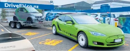  ?? ?? From top, the BYD Atto 3, Tesla Model S “Hulk”, Hyundai Ioniq 5. Inset, left, the BYD Atto 3’s towbar.