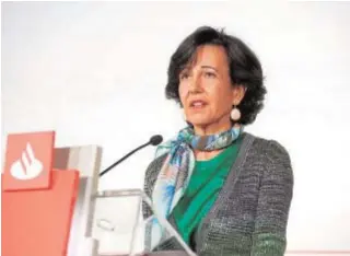  ?? EFE ?? Ana Botín, presidenta del Santander, ayer en rueda de prensa