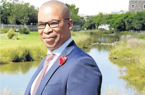  ?? Picture: LESLEY STONES ?? ILLUMINATO­R: Dr Kgaogelo Legodi set up the Advanced Soweto Eye Hospital and hopes to make it a training centre. SA only has about 30 black ophthalmol­ogists