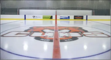  ?? NEWS PHOTO RYAN MCCRACKEN ?? The Medicine Hat Cubs logo sits freshly painted at centre ice in the Kinplex on Thursday, Sept. 26, 2019.