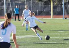  ?? Cindy Medof/For The Signal ?? Saugus High School girls soccer player Grace Seitz dribbles the ball during a Foothill League game this season. Seitz committed to Colorado Christian University.