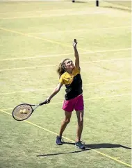  ?? DAVID UNWIN/STUFF ?? Manawatū teen Ayla Giesen is a rising tennis player.