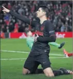  ??  ?? Morata celebra el 2-3 en Anfield.