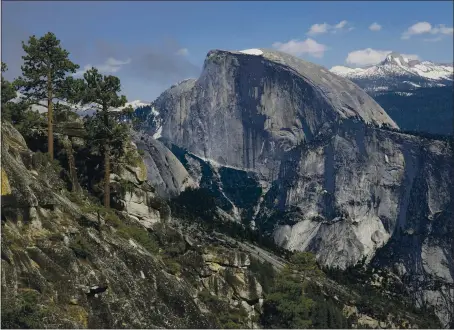  ?? JIM GENSHEIMER — STAFF FILE PHOTO ?? Half Dome is seen from Yosemite Point in 2017 at Yosemite National Park.