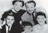  ?? SPECIAL TO THE EXAMINER ?? 'Father Knows Best,' a classic television series from the 1950s, got its start on radio. Now the Omemee Lions are bringing that old-style family-friendly radio show back to life on the Coronation Hall stage.