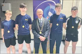  ?? ?? The U16 Boys badminton team, Munster champions.