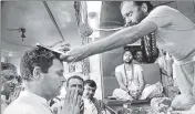  ?? PTI PHOTO ?? Congress vicepresid­ent Rahul Gandhi at the Chamunda Mata Temple in Chotila ,Gujarat, on Wednesday.