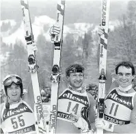  ??  ?? Der sagenhafte Dreifach-Sieg 1984: Klammer vor Resch (re.) und Steiner (li.).