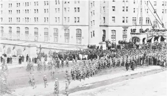  ?? LIBRaRY AND ARCHIVES CANADA ?? After Canada went to war in 1939, the federal government invoked gasoline rationing. Despite strong support for the conflict, a black market in illicit fuel was soon created.