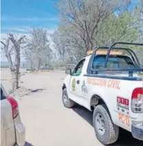  ?? RAMÍREZ SOFY ?? Constante vigilancia en las riberas del río Nazas por parte de Protección Civil y Bomberos