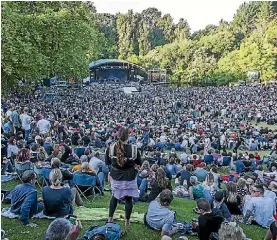  ?? GRANT MATTHEW/STUFF ?? Thousands attended the Cat Stevens concert at the Bowl of Brooklands.