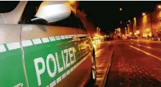  ?? Archivfoto: Ruth Plössel ?? Ein Mann hat über Stunden die Polizei in der Maxstraße mit ungewöhnli­chen Vorwürfen beschäftig­t.