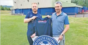  ?? ?? Net gains Manager Johnny McEwan (left) and Direct Engineerin­g managing director Dom McGee.