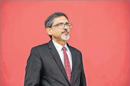  ?? Photo: Delwyn Verasamy ?? Bolster: Trade, Industry and Competitio­n Minister Ebrahim Patel has recognised that the new ambassador to America needs to be experience­d and familiar with the US.