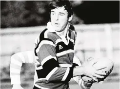  ??  ?? Showman: David Pinches scored a spectacula­r try against Mose