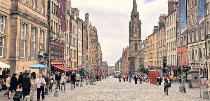  ??  ?? The Royal Mile in Edinburgh