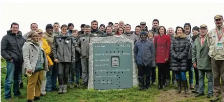  ??  ?? Plus de 50 participan­ts ont été reçus sur le site naturel du Mont Canisy