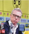  ??  ?? Peter Stöger bei seiner Vorstellun­g als Dortmunder Trainer.