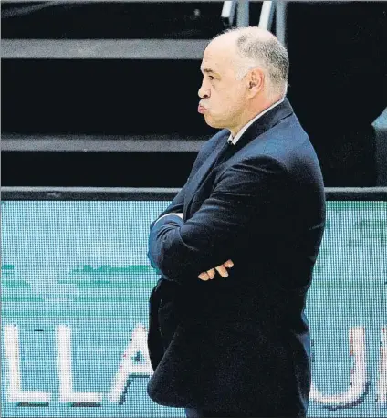  ?? FOTO: EFE ?? Gesto de Pablo Laso, ayer, en el partido ante el Casademont.
Los blancos jugaron el último partido sin opciones de clasificar­se