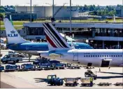  ?? (Photo AFP) ?? Le raid des Pays-Bas sur KLM/Air France traduit la cassure qui s’est créée à tous les niveaux entre Paris et Amsterdam.