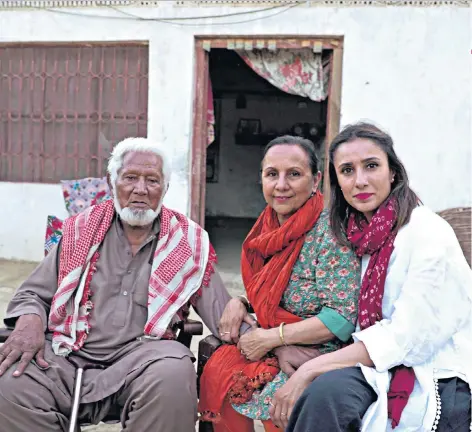  ??  ?? Anita Rani with her mother Lakhbir Kaur and villager Haji Peer Hakim Ali. Above left: the aftermath of fighting in 1947