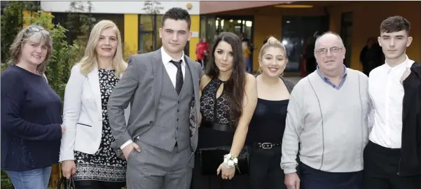  ??  ?? Jane Killeen, Munevera Forde, Brendan Forde, Emma Killeen, Aisha, Michael and Dylan Forde at the Woodbrook College Debs.