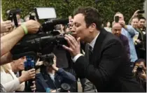  ?? CHRIS PIZZELLO, THE CANADIAN PRESS ?? Jimmy Fallon, host of the 74th Annual Golden Globe Awards. The job of hosting an awards show seems to be even more treacherou­s these days.